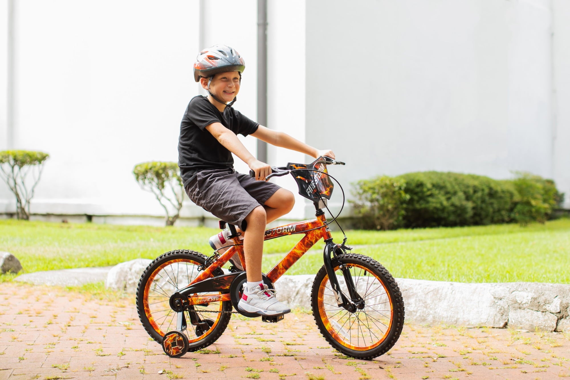 Firestorm 18 Bike